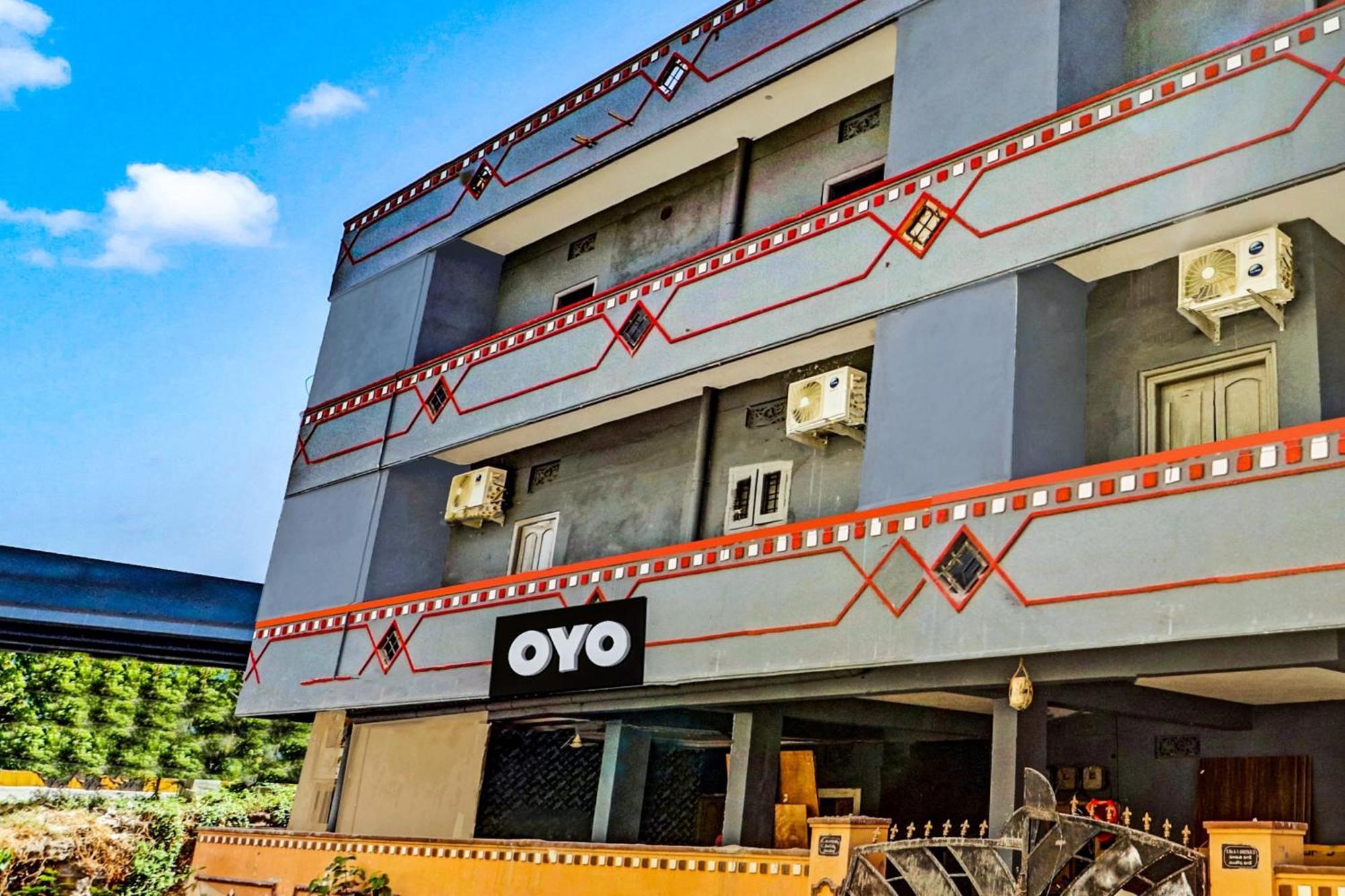 Hotel O Lavish Stay Sururnagar Zewnętrze zdjęcie