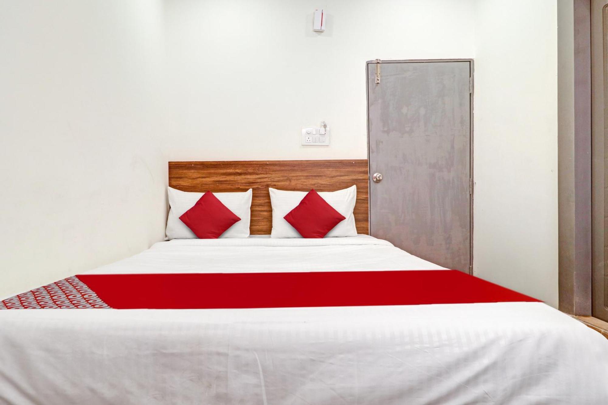 Hotel O Lavish Stay Sururnagar Zewnętrze zdjęcie