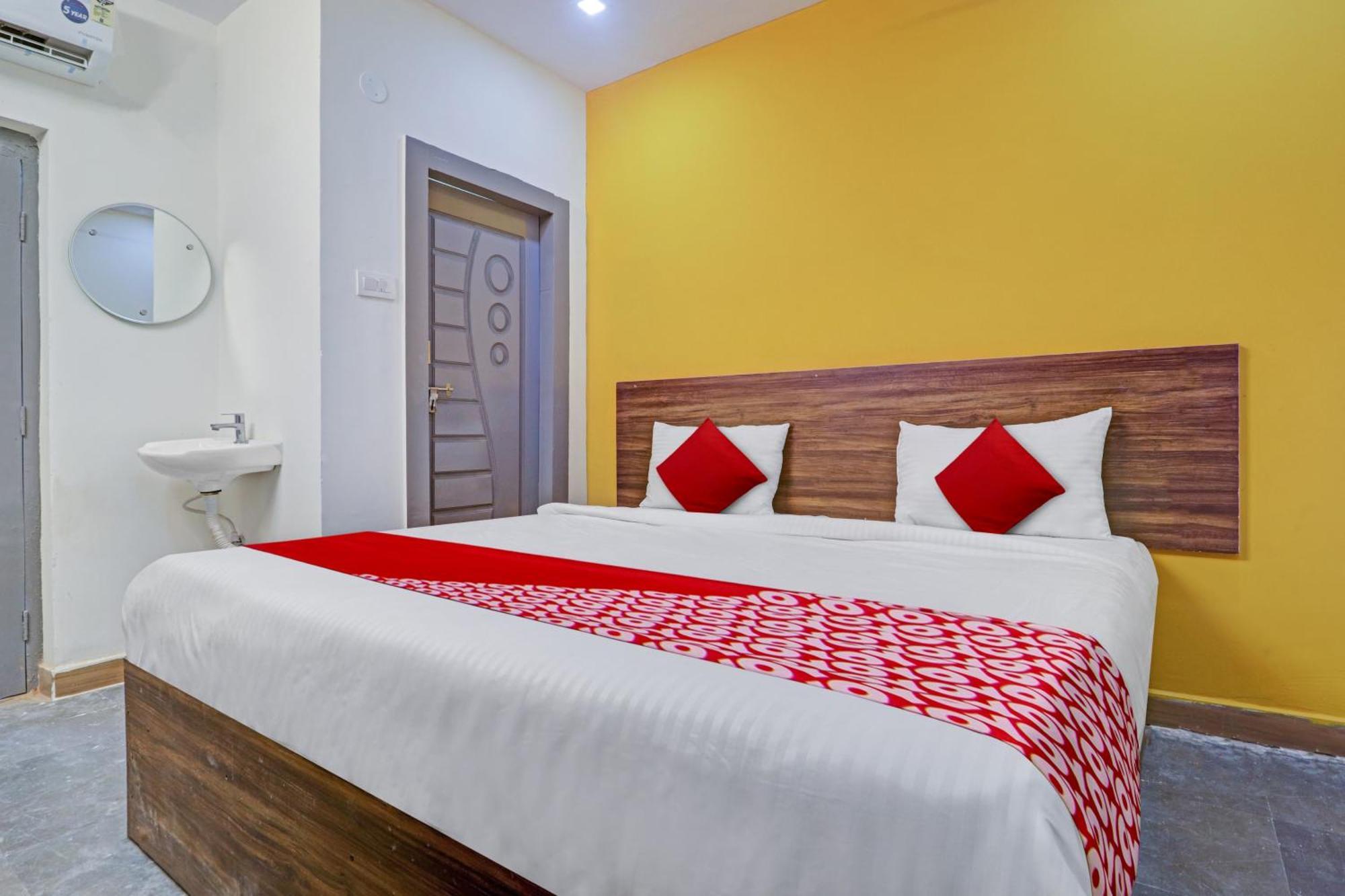 Hotel O Lavish Stay Sururnagar Zewnętrze zdjęcie