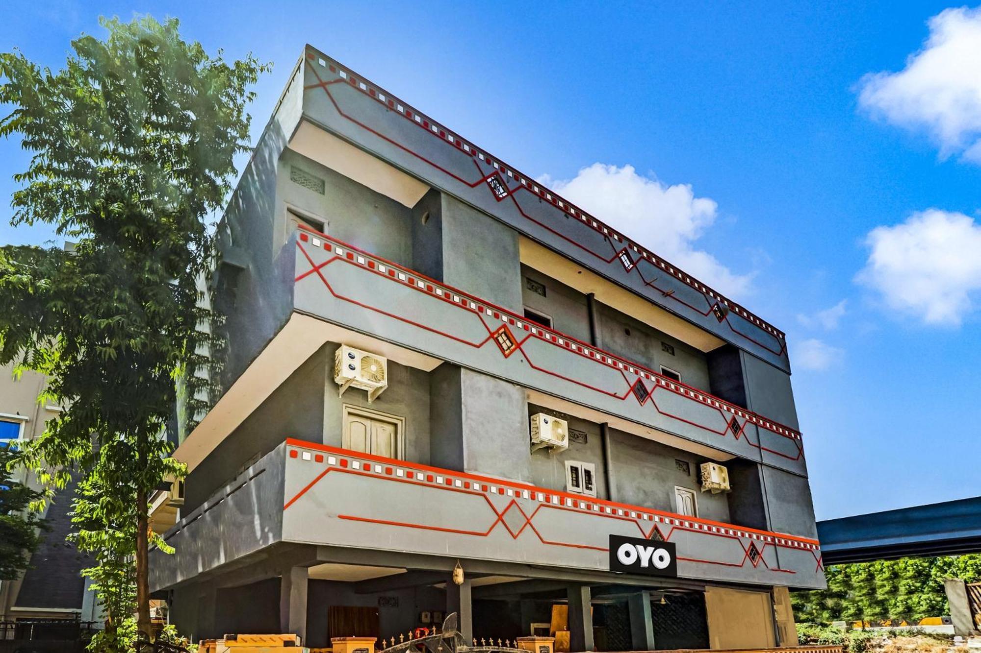 Hotel O Lavish Stay Sururnagar Zewnętrze zdjęcie