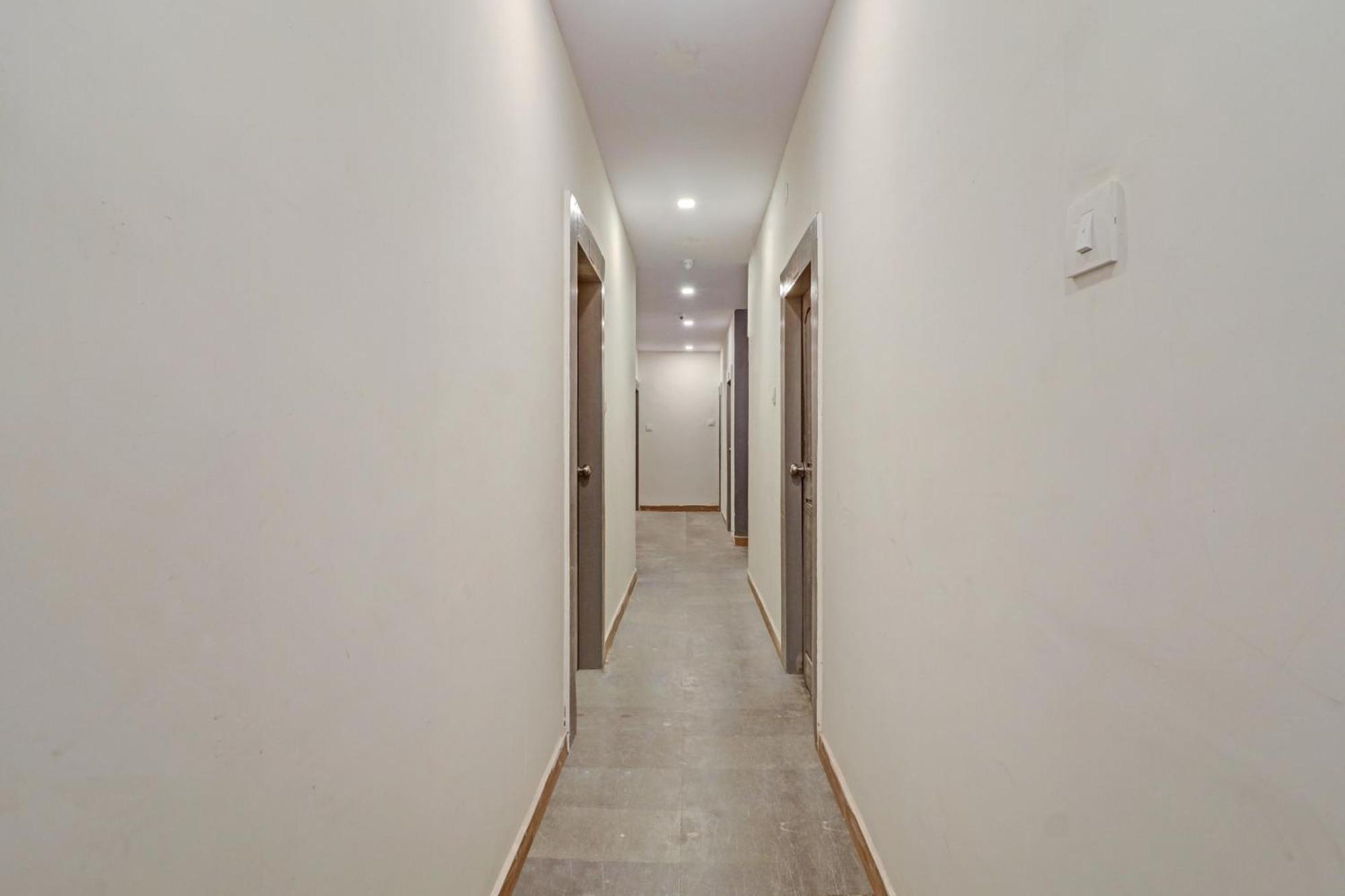 Hotel O Lavish Stay Sururnagar Zewnętrze zdjęcie