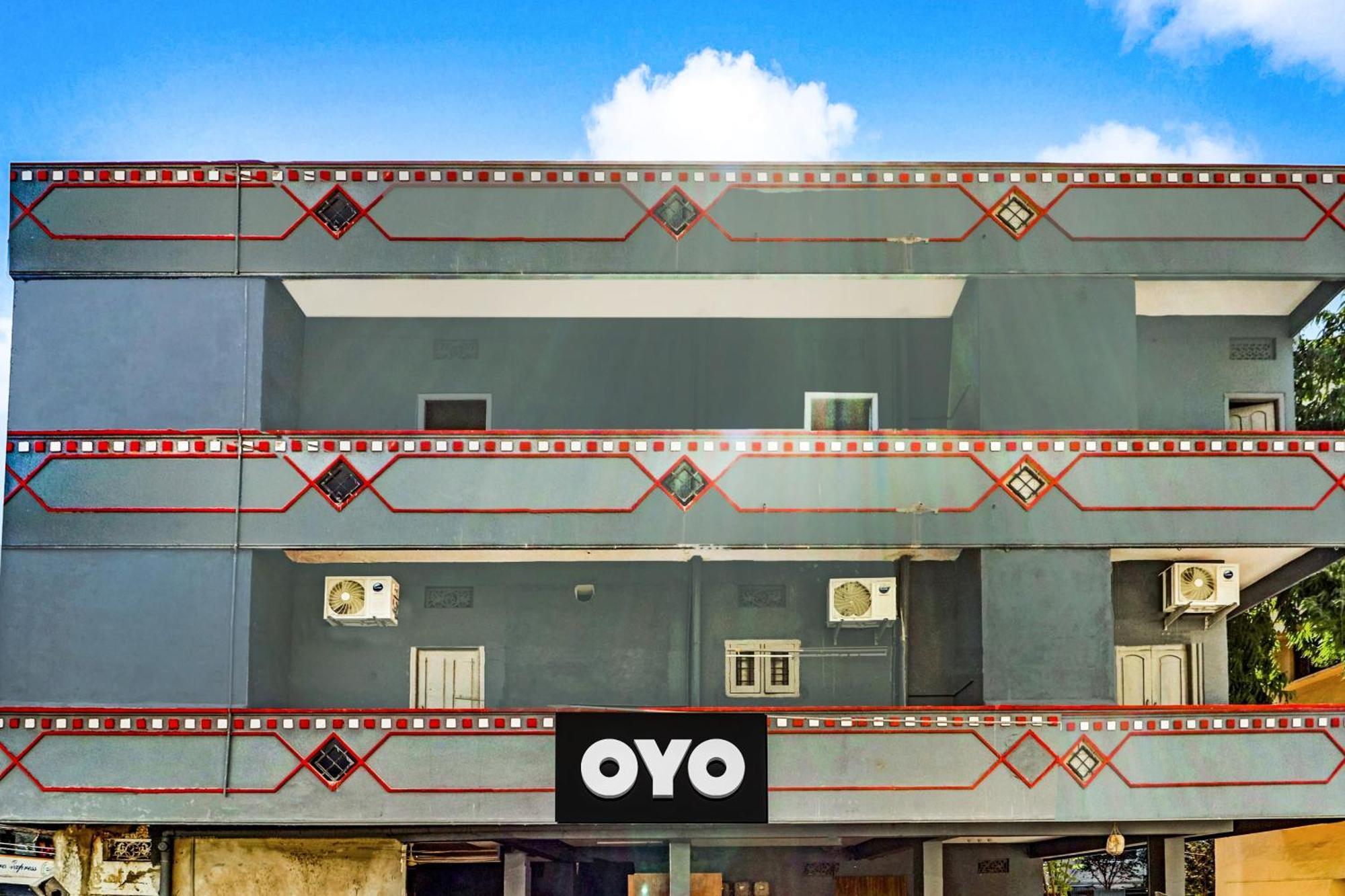 Hotel O Lavish Stay Sururnagar Zewnętrze zdjęcie